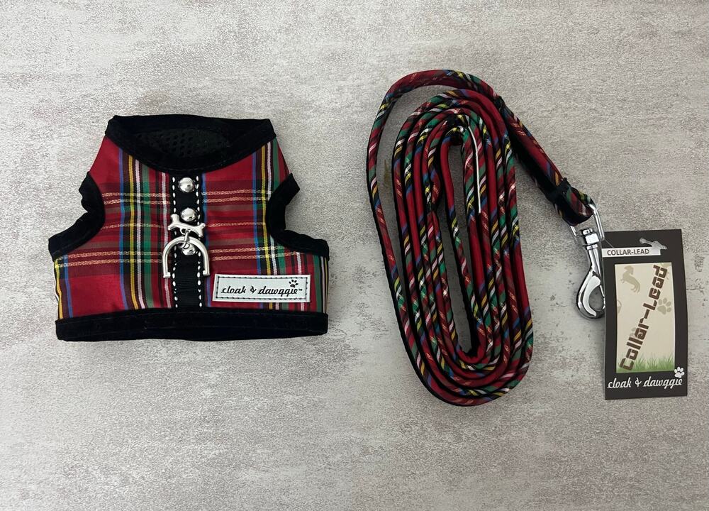 Cloak & Dawggie Harness and Lead - Leash Set for Tiny Dog Sz XS 8' - 12' NWT Red